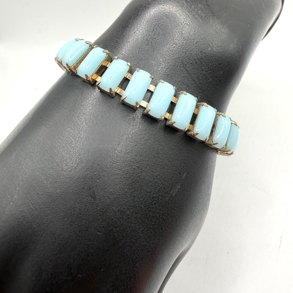 Vintage MCM Baby Blue Glass Prong Set Panel Bead On Gold Tone Bracelet 6"